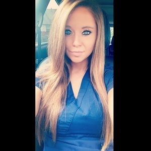 Meet your Posher, Courtney